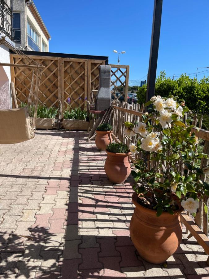 Les Flo Location Διαμέρισμα Aigues-Mortes Εξωτερικό φωτογραφία