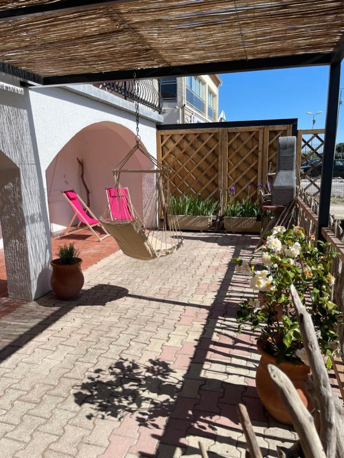 Les Flo Location Διαμέρισμα Aigues-Mortes Εξωτερικό φωτογραφία